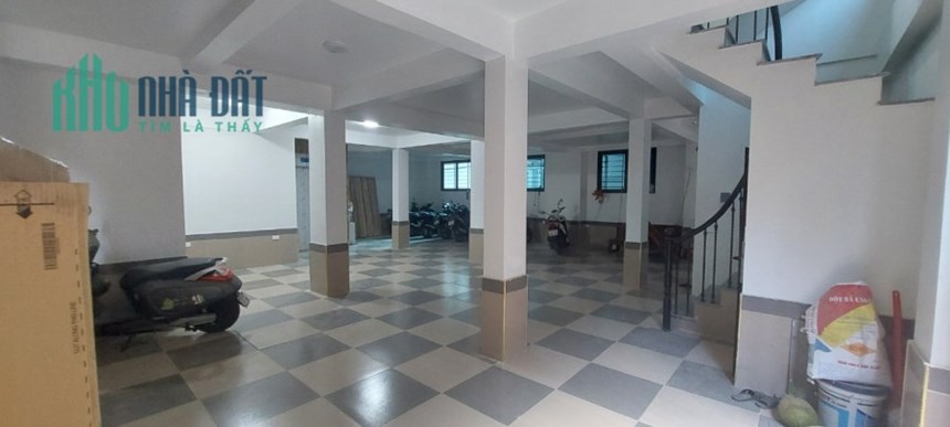 Bán căn hộ dịch vụ Triều Khúc Thanh Xuân  38 phòng KK, gác xép, cửa sổ thoáng.Lh e Long.