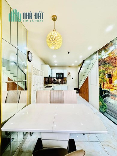 Bán nhà mặt tiền Trịnh Đình Trọng, ngay Khuông Việt, nhà mới 4 Tầng, 4x12m, 4PN, 8.8 tỷ