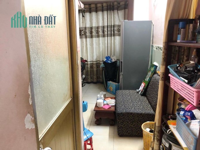 Nhà thuê trệt, lầu hẻm 4m Dương Bá Trạc P1 Q8 - Giá : 7 Triệu
