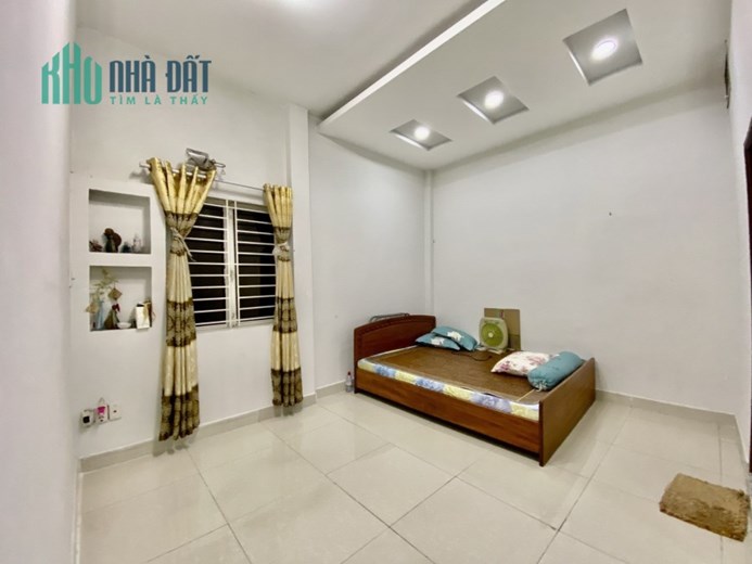 NHÀ LÔ GÓC HXT TÂN QUÝ, TÂN PHÚ - 66M2 2 TẦNG BTCT - NHÀ MỚI Ở NGAY - SỔ ĐẸP.