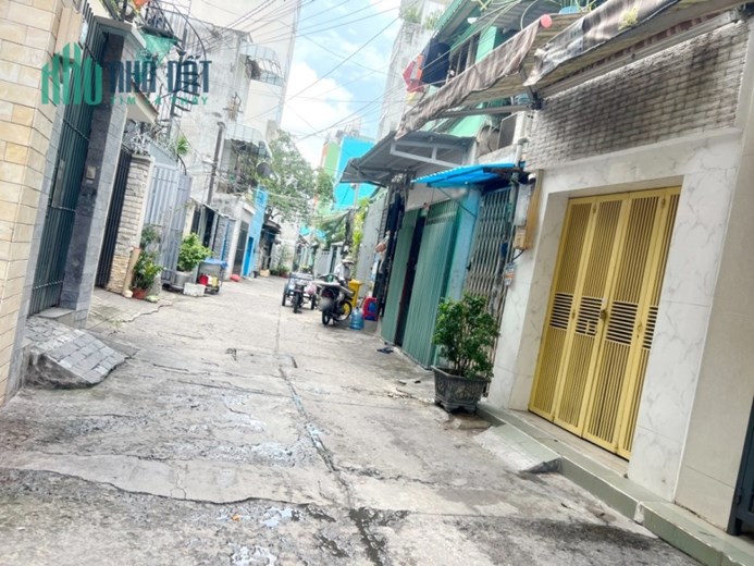 Nhà thuê hẻm ô tô Dương Bá Trạc, P1, Q8 - giá 7 Triệu