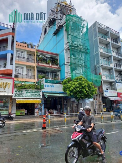 Bán nhà Mặt tiền Luỹ Bán Bích ngay Hoà Bình, giáp Q11, DT: 4.2/6x30m, Cấp 4, giá 17.5 tỷ
