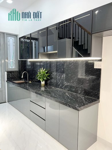 Nhà bán 3 Tầng mới đẹp, hẻm thông 14 Nguyễn Duy P8Q8 - Giá: 5 Tỷ 2