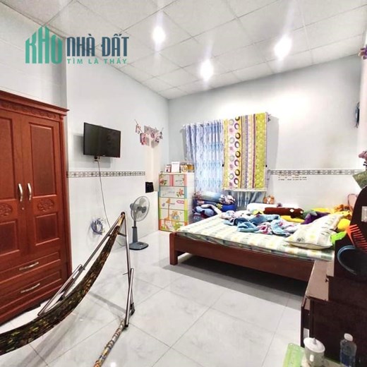 Nhà bán 126m2 mặt tiền đường tỉnh lộ 10 Bình Tân Giá 9.5 tỷ
