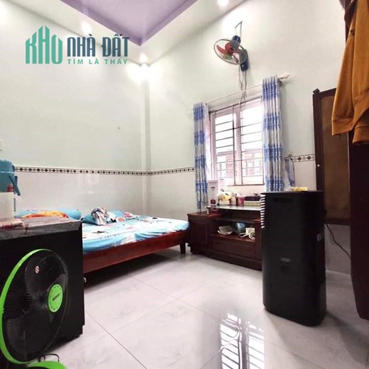 Nhà bán 126m2 mặt tiền đường tỉnh lộ 10 Bình Tân Giá 9.5 tỷ