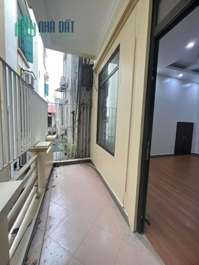 Trần khát chân, Hai Bà Trưng, lô góc, gần oto, ngõ to, hiếm bán,45m2, giá chào 4 tỉ 8