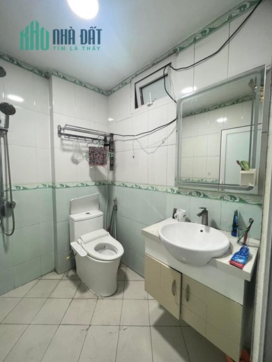 Trần khát chân, Hai Bà Trưng, lô góc, gần oto, ngõ to, hiếm bán,45m2, giá chào 4 tỉ 8