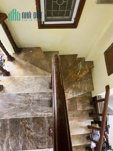 Lê Thanh Nghị, Hai Bà Trưng, nhà đẹp ở ngay, sát phố, cần bán ngay , 46m2, giá chỉ 5 tỉ 2