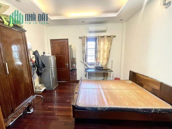 Bán nhà 62m2 phố Âu Cơ, Tây Hồ Thang máy Nhập Dòng tiền 10%/năm Giá 8.2 Tỷ