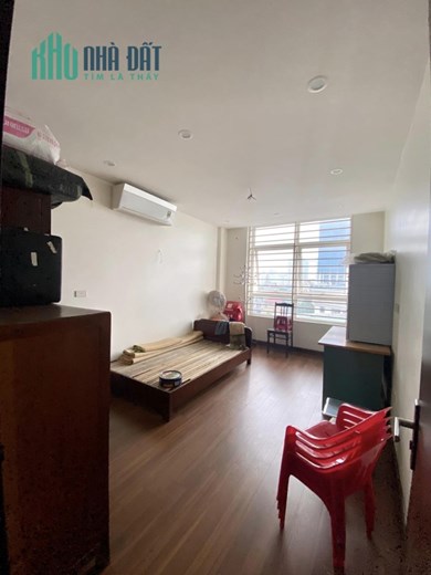 Bán nhà 61m2 phố Âu Cơ, Tây Hồ Thang máy XỊN Dòng tiền 800 triệu/năm Giá 8.1 Tỷ