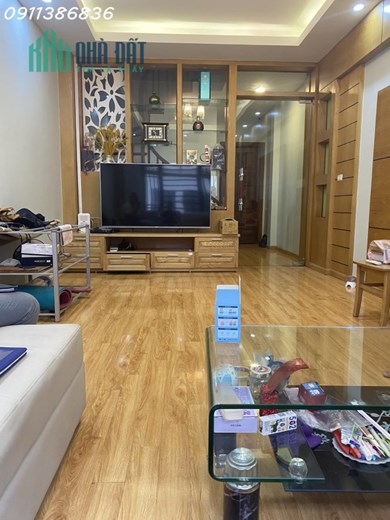 Chỉ 9.8 tỷ Mặt ngõ Ô tô tránh Trung Kính, Cầu Giấy 55m, 5T Kinh doanh, Gara, gần hồ mát mẻ