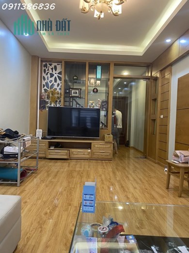 Chỉ 9.8 tỷ Mặt ngõ Ô tô tránh Trung Kính, Cầu Giấy 55m, 5T Kinh doanh, Gara, gần hồ mát mẻ