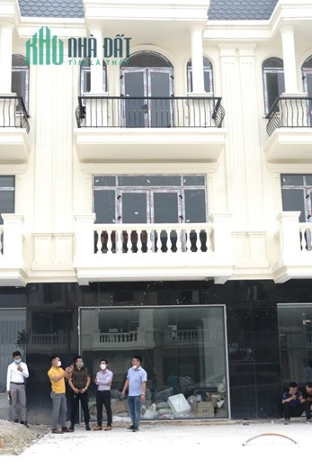 Chính Chủ Cần Tiền Trả Ngân Hàng Bán Rẻ Lại căn Nhà Đẹp