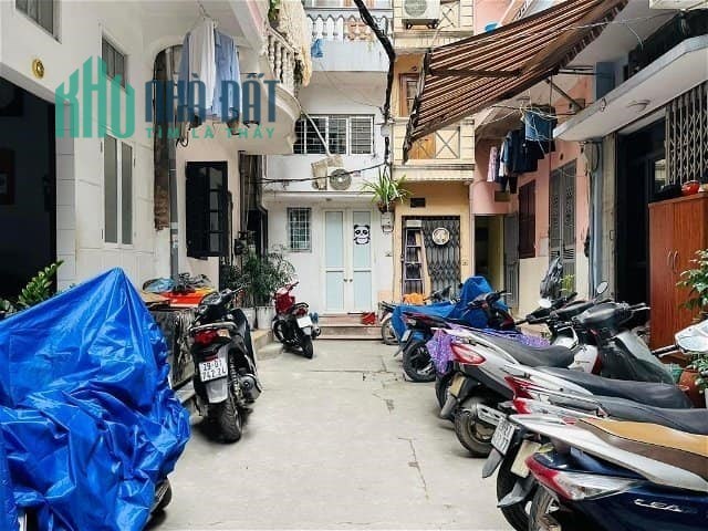 Nhà Bạch Mai Hai Bà Trưng 30m ra phố 43m 3 tầng mặt tiền 4m chỉ 3.5 tỷ