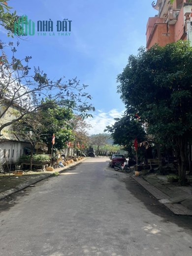 Bán Nhà MT Đường Bùi Điền P.Ghềnh Ráng Quy Nhơn , 47m2 , Cấp 4 , Giá 2 Tỷ 200Tr