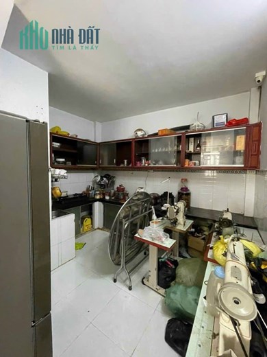 Bán nhà 4 tầng BTCT, 37m2, Hẻm xe tải 5m, Lê Đình Cẩn, Bình Tân, chỉ 3.6 tỷ TL