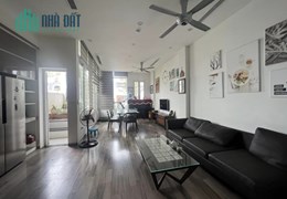 TÒA NHÀ  7 TẦNG THANG MÁY_ DÒNG TIỀN KHỦNG_ KINH DOANH ĐỈNH_ MẶT PHỐ GIANG BIÊN( LONG BIÊN)_ 111,3