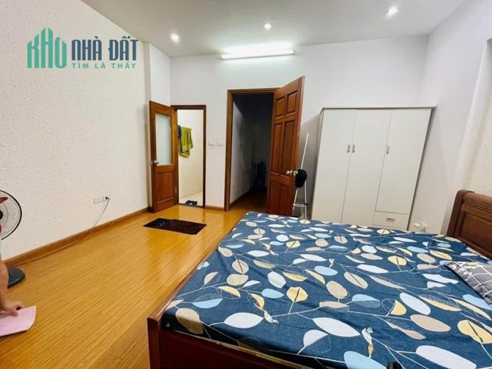 Vĩnh Hồ, Đống Đa 42m*3T an sinh cực đỉnh Trường, Chợ, Viện giá đẹp 4.5 tỷ