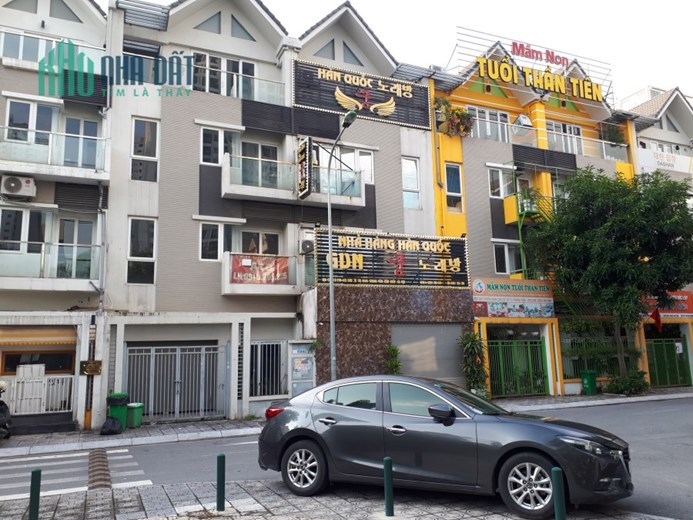 Cho thuê shophouse dự án A10 Nam Trung Yên, 90m2 và 75m2