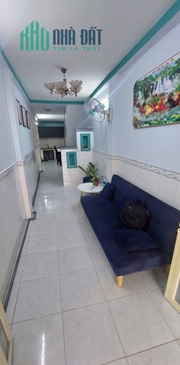 Bán nhà đẹp 2 tầng 2PN, 30m2, Tỉnh Lộ 10, Bình Tân, chỉ 2.25 tỷ thương lượng