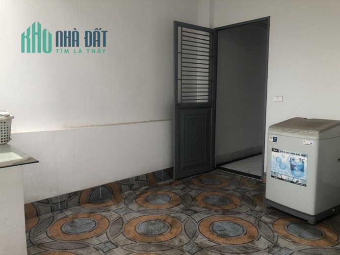 Bán nhà Xã Đàn 39m2 5 tầng, MT4m, ngõ nông, thông, 2 thoáng, 4.1 tỷ
