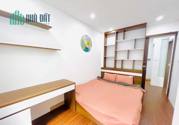 Bán nhà 62m2 phố Âu Cơ, Tây Hồ Thang máy Nhập Doanh thu 800 triệu/năm Giá 8.1 Tỷ