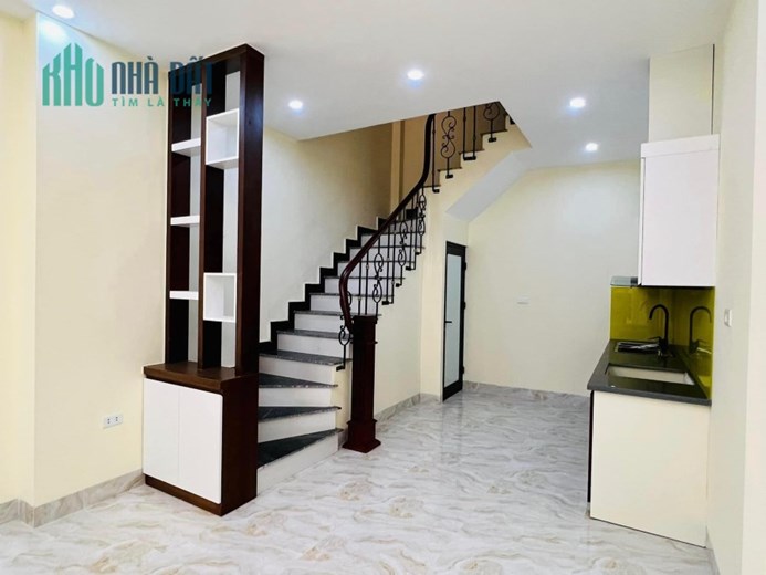 Bán nhà 63m2 phố Âu Cơ, Tây Hồ Thang máy XỊN Dòng tiền 800 triệu/năm Giá 8.2 Tỷ