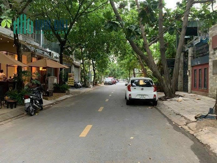 HẠ SỐC 33 TỶ CẦN BÁN GẤP SIÊU BIỆT THỰ LÀNG QUỐC TẾ THĂNG LONG, 670M2.