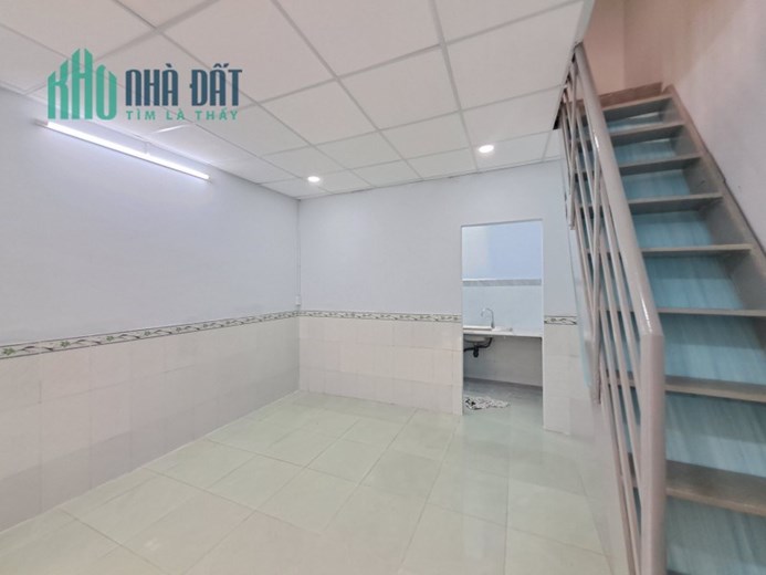 Bán nhà mới vào ở ngay gần chợ Phạm Văn Chiêu phường 14 Gò Vấp giá 2 tỷ 4