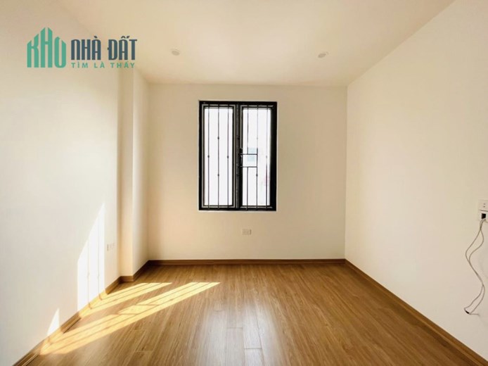 Bán nhà 62m2 phố Âu Cơ, Tây Hồ Thang máy XỊN Doanh thu khủng Giá 8.2 Tỷ