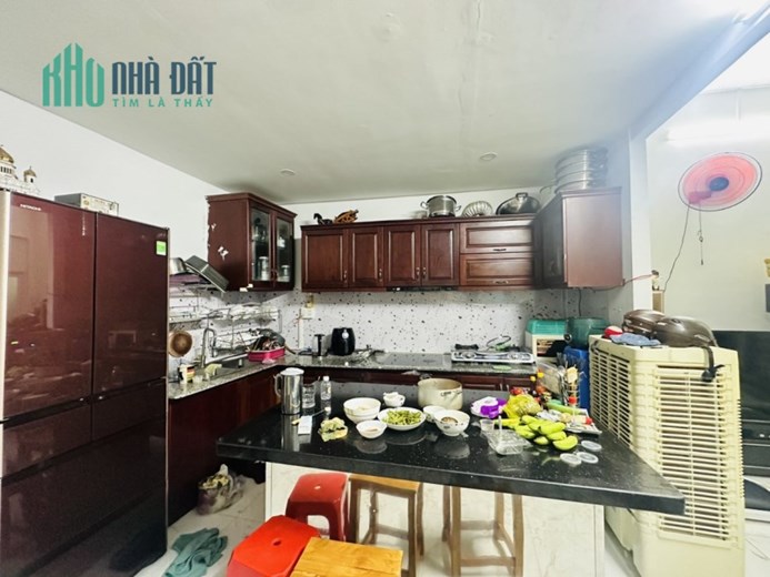 Đất Thánh – Phường 6 – Tân Bình - 46m2 – 3 tầng – giá 3.x tỷ.