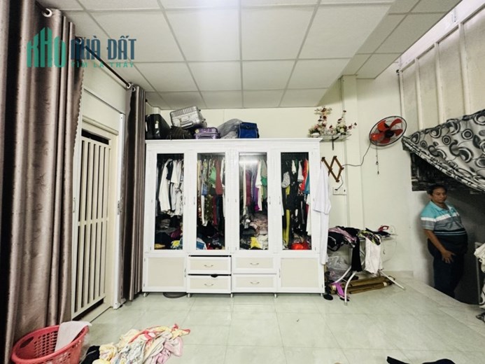 Đất Thánh – Phường 6 – Tân Bình - 46m2 – 3 tầng – giá 3.x tỷ.