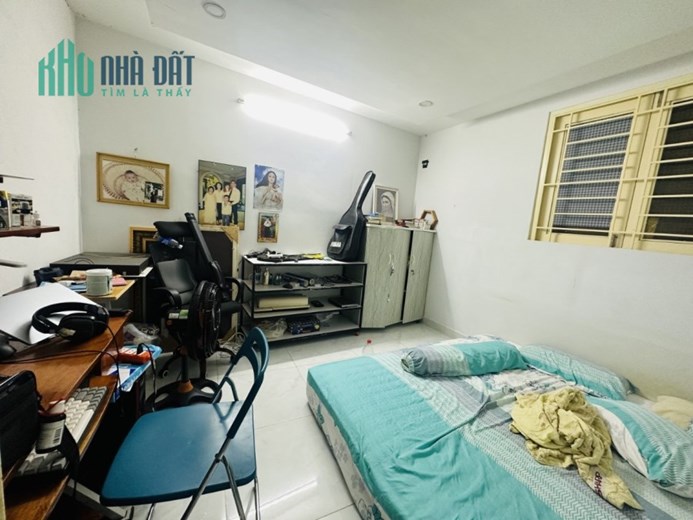 Đất Thánh – Phường 6 – Tân Bình - 46m2 – 3 tầng – giá 3.x tỷ.