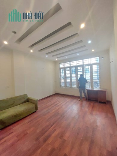 NGUYỄN CHÍ THANH -PHÂN LÔ - OTO TRÁNH - VỈ HÈ - DT GẦN 50M ,MT 4M - GIÁ NHỈNH 10 TỶ