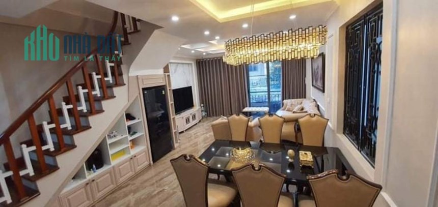 Bán nhà mặt phố Yên Ninh, DT60, KD, Cho thuê hiệu suất cao, giá hơn 20  tỷ.