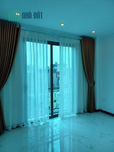 Cơ hội sở hữu căn nhà 5T 32m ngõ 250 phố Khương Trung, Thanh Xuân  3.1 tỷ