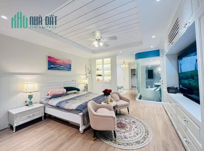 Vỡ nợ bán gấp biệt thự KĐT Văn Quán gần hồ Văn Quán 148m2 chỉ 15.68 tỷ. LH gấp 0989.62.6116