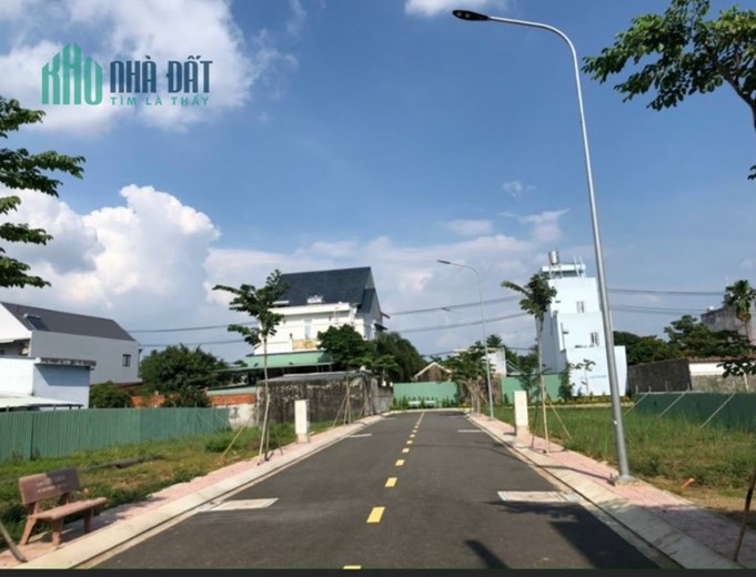 Bán Đất Sỏ Đỏ Công Chứng Ngay,TT Bình Chánh,dân Cư Đông,full Tiện Ích,xd Tự Do,lh 0907753508