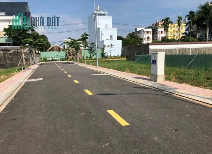 Bán Đất Sỏ Đỏ Công Chứng Ngay,TT Bình Chánh,dân Cư Đông,full Tiện Ích,xd Tự Do,lh 0907753508