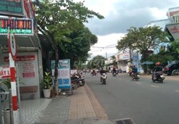 CHÍNH CHỦ CẦN BÁN NHÀ 2 MẶT TIỀN ĐƯỜNG VỊ TRÍ TRUNG TÂM. TP.BẾN TRE