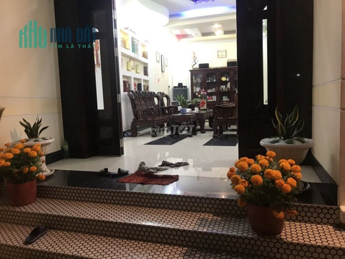 CHÍNH CHỦ CẦN BÁN NHÀ 2 MẶT TIỀN ĐƯỜNG VỊ TRÍ TRUNG TÂM. TP.BẾN TRE
