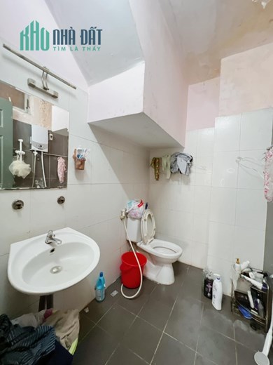 NHÀ CHÍNH CHỦ BẾN VÂN ĐỒN, Q.4, HẼM 3M, 31M2, 5 TẦNG, 4.5 TỶ.