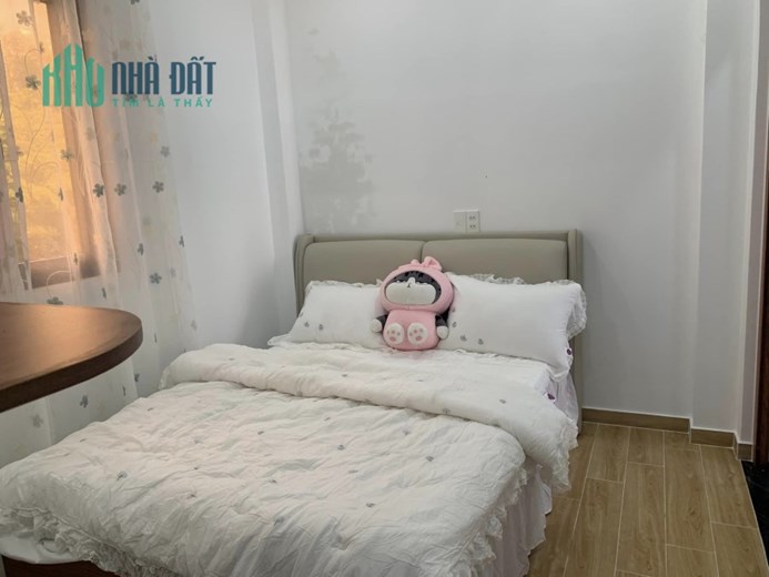 CĂN HỘ DỊCH VỤ, 4 TẦNG, THU 40TR/THÁNG, LỘ Ô TÔ, GẦN MẶT ĐƯỜNG LỚN, KỀ BÊN LOTTE, NHỈNH 6 TỶ