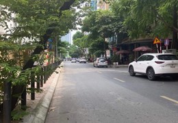 Chính Chủ Cần Bán Gấp Tòa Nhà Ở Đường Lê Đức Thọ. Vỉa Hè Đá Bóng. Xây 8 Tầng 1 Hầm Kinh Doanh Tốt.