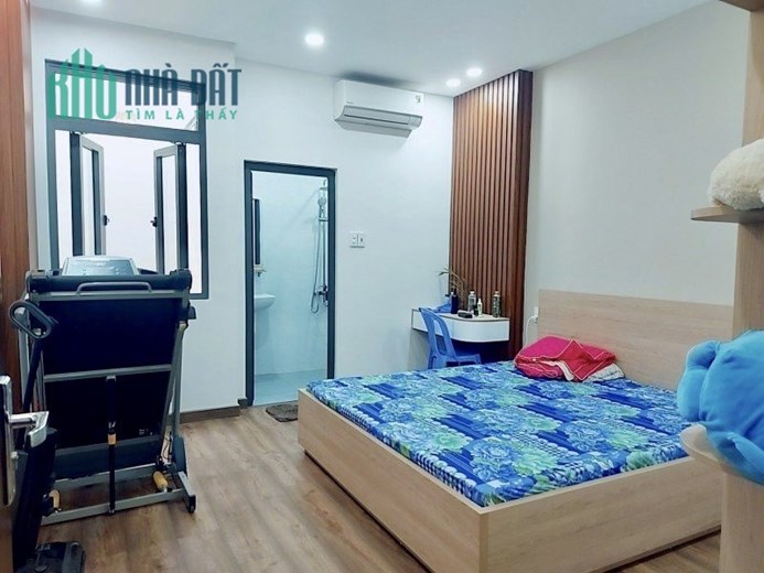 Bán Biệt Thự HXH 4Mx18M 5Tầng đường Tân Hương quận Tân Phú nhỉnh 11TỶ