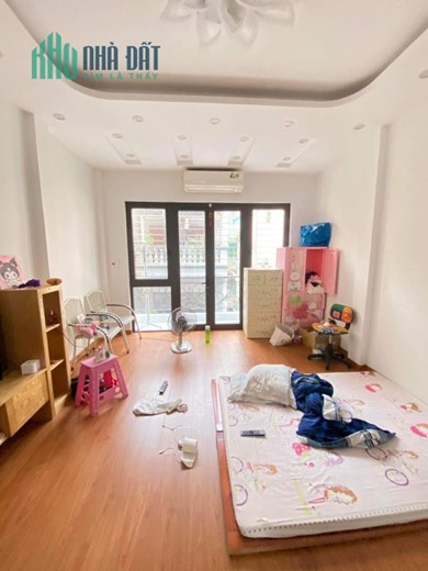 Bán nhà phân lô VIP tại Thanh Xuân, Gara, chỉ 6 tỷ 2