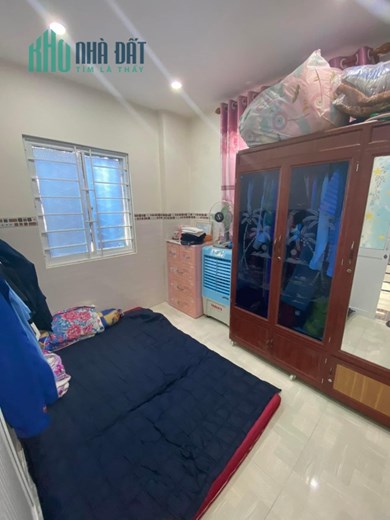 Bán Nhà Hẻm Lê Văn Hưu P.Hải Cảng Quy Nhơn , 26m2 , 3 Mê , Giá 1 Tỷ 800Tr