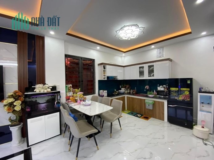 Rẻ Nhấc Người, Nhà Văn Quán Yên Phúc, 30m, ô tô tránh, nhỉnh 5 tỷ