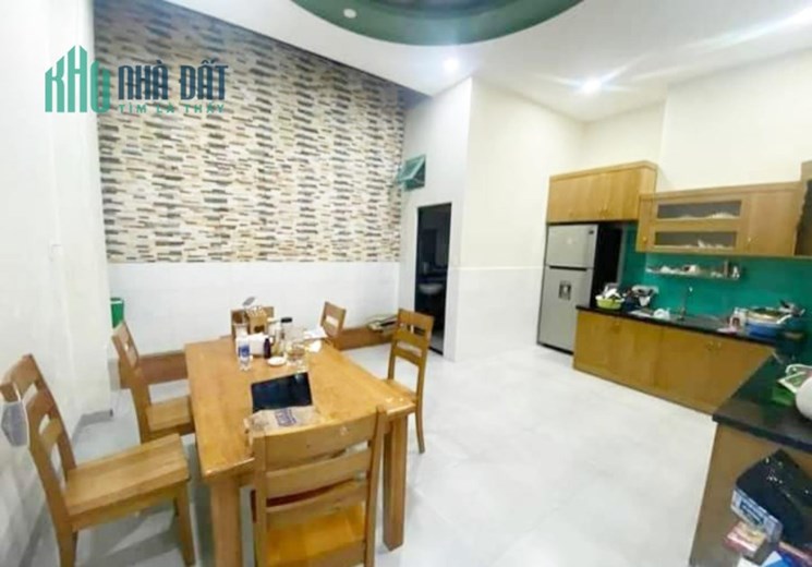 Nhà phố đẹp chính chủ 85 m  đường số 4 Phường Trường Thọ Quận Thủ Đức cũ