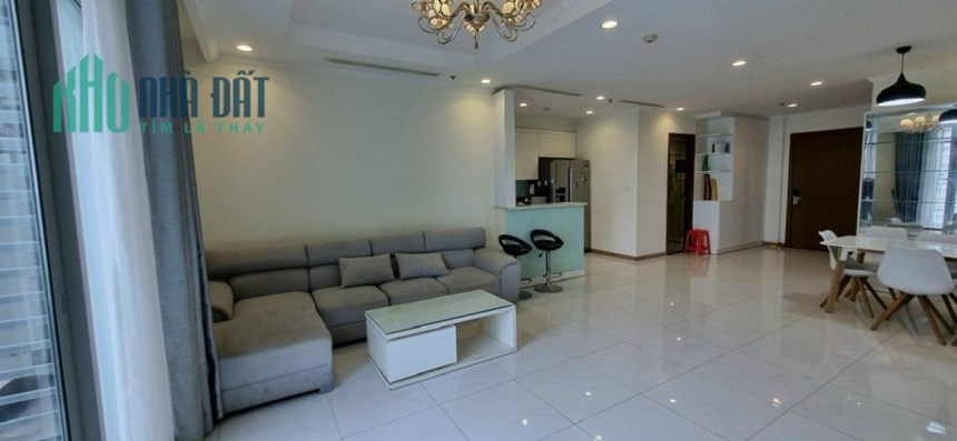Bán CHCC Vinhomes Central Park Bình Thạnh, 81m2 tặng nội thất 1.32 tỷ. Lh:0817918117